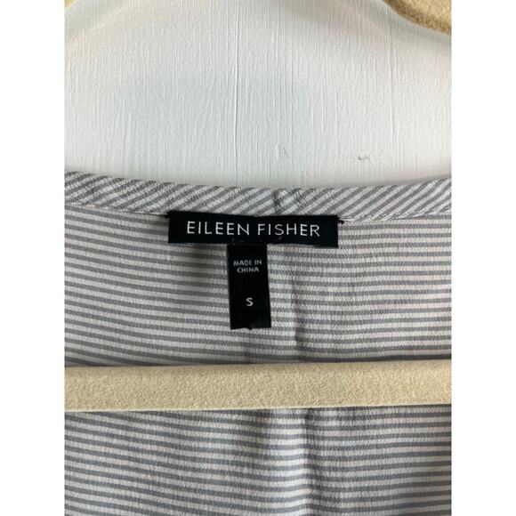Eileen Fisher Grey White Striped Short Sleeve Silk Top Sz S - Picture 3 of 5